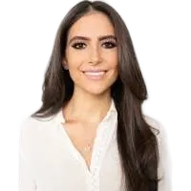 Yasaman Soroori — Co-founder & CEO @ Consulta Immigration